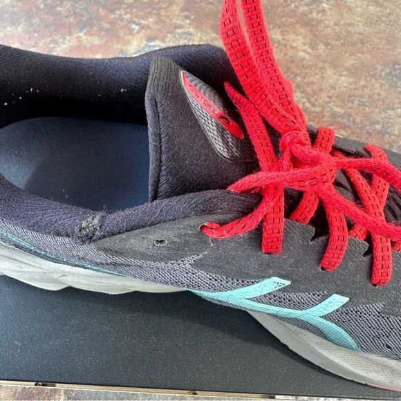 Asics Novablast 2 Shoes Men Sz 13 Gray Running Athletic‎ Training Gym Sneakers